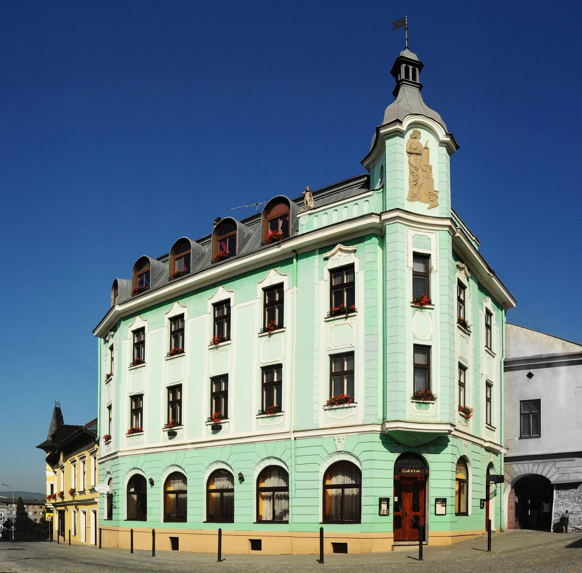 Hotel Ruzek Хранице Екстериор снимка