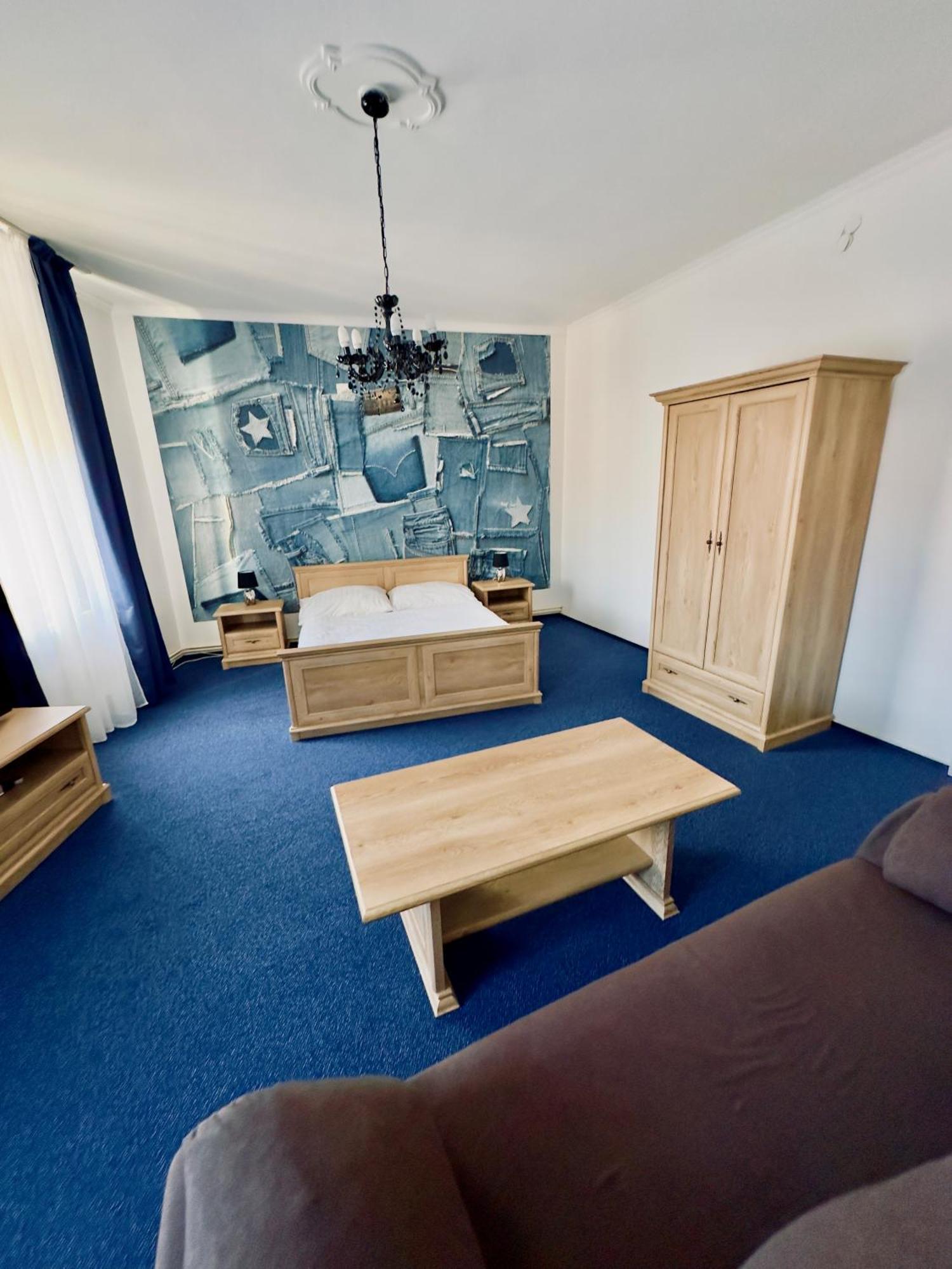 Hotel Ruzek Хранице Екстериор снимка