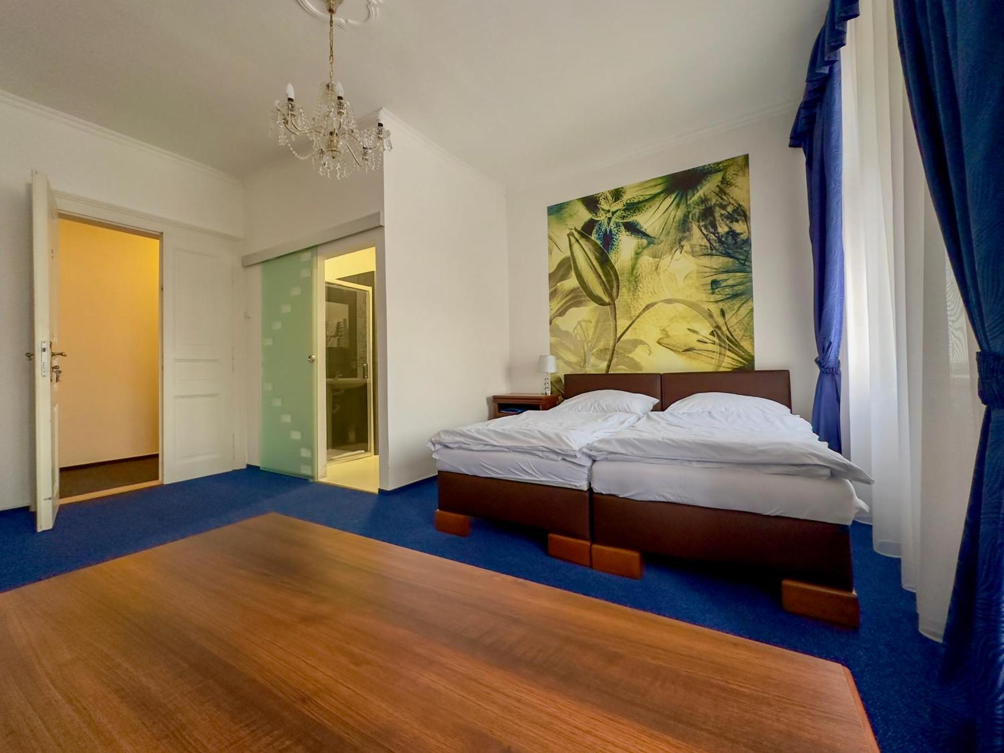 Hotel Ruzek Хранице Екстериор снимка