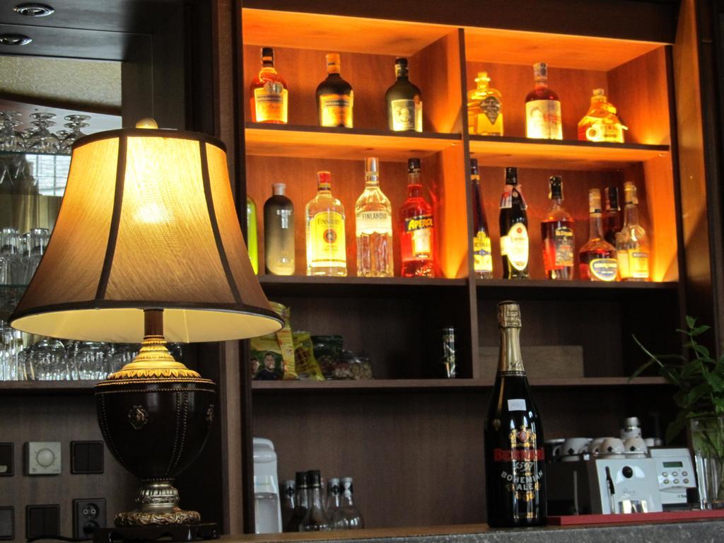 Hotel Ruzek Хранице Екстериор снимка