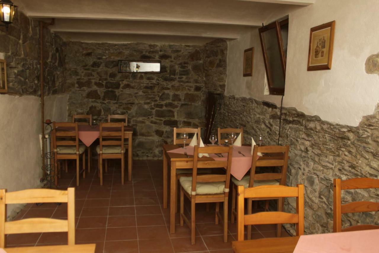Hotel Ruzek Хранице Екстериор снимка